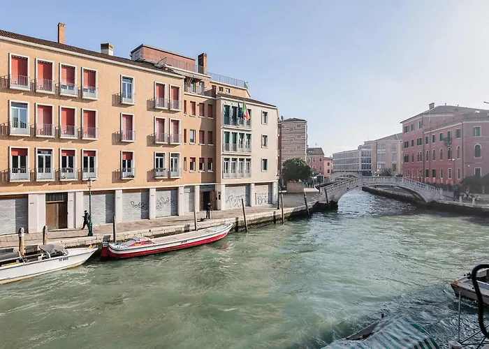 Апартаменты Guesthost - Santa Croce Wonderful