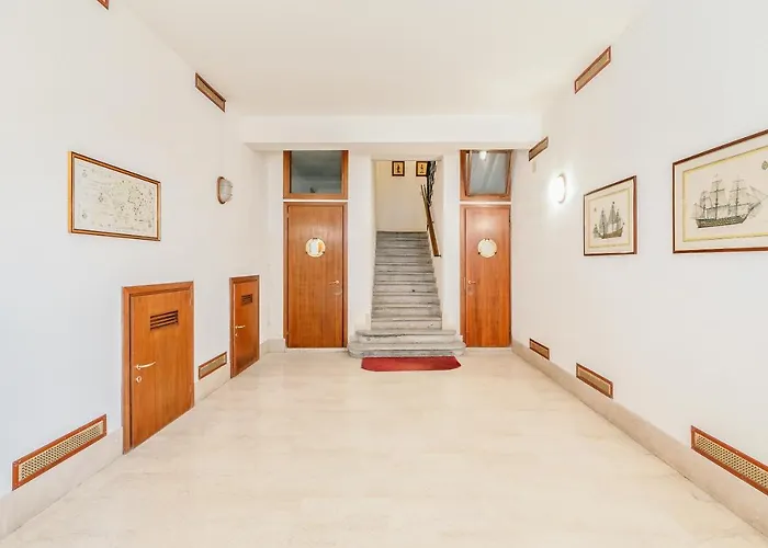 Апартаменты Guesthost - Santa Croce Wonderful